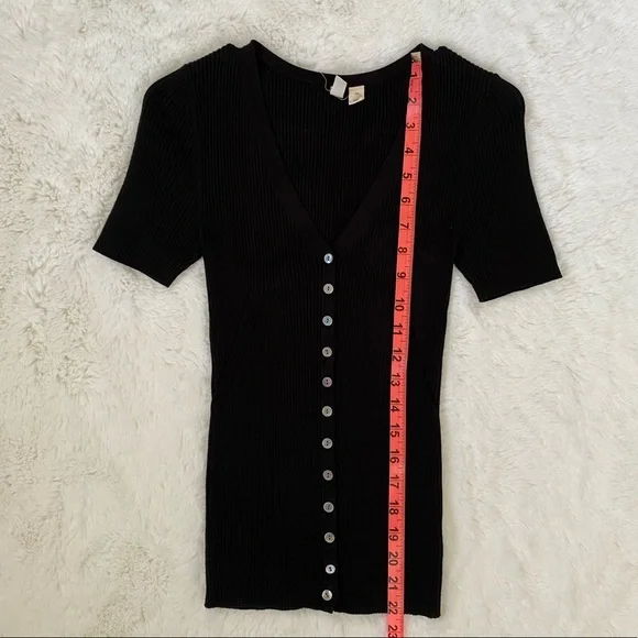 Anthropologie Moth Ribbed Black Button Up Cardigan Short Sleeve Top - Picture 7 of 9